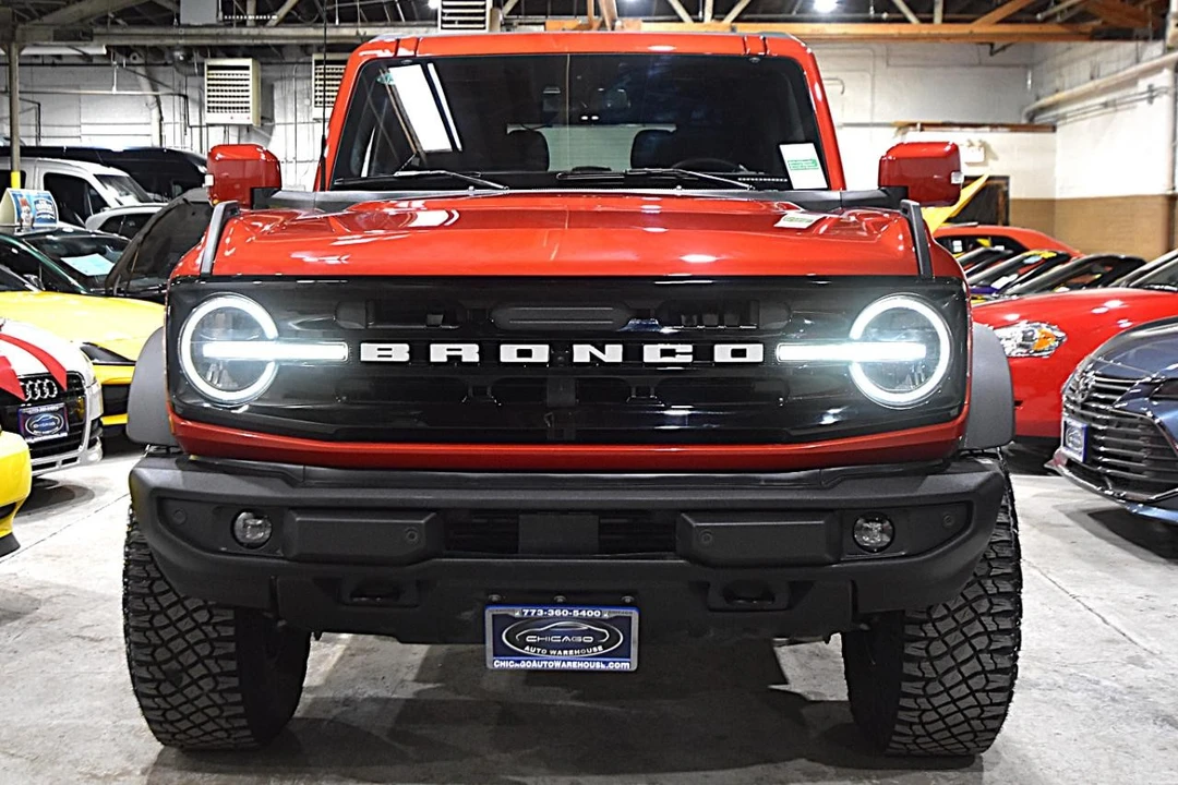 2023 Ford Bronco 6th Gen - Image 2 of 31