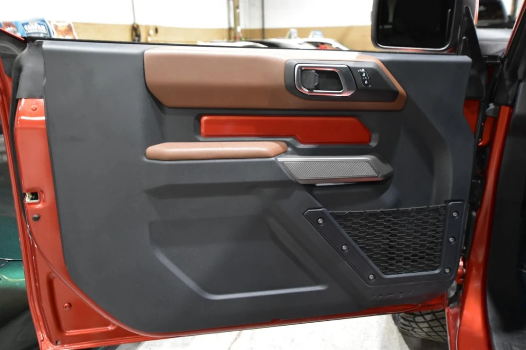 2023 Ford Bronco 6th Gen - Image 17 of 31