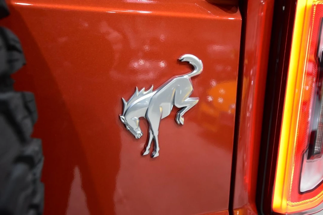 2023 Ford Bronco 6th Gen - Image 14 of 31