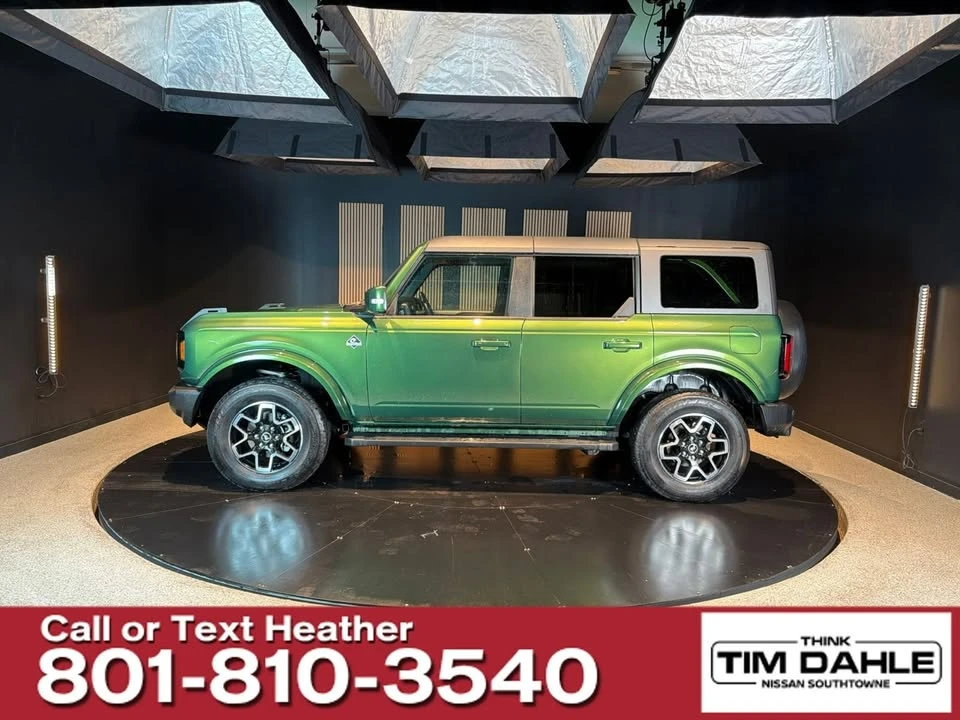 2023 Ford Bronco 6th Gen - Image 2 of 2