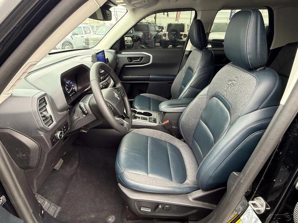 2023 Ford Bronco 6th Gen - Image 12 of 12