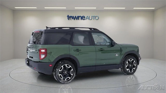 2023 Ford Bronco 6th Gen - Image 6 of 21