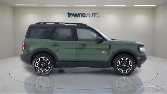 2023 Ford Bronco 6th Gen - Image 7 of 21