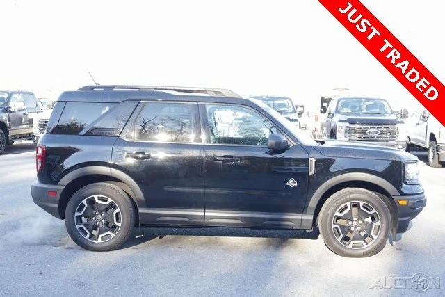 2023 Ford Bronco 6th Gen - Image 8 of 17