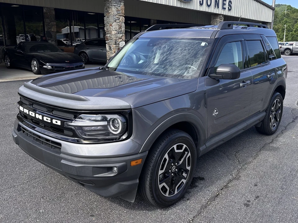2023 Ford Bronco 6th Gen - Image 2 of 30
