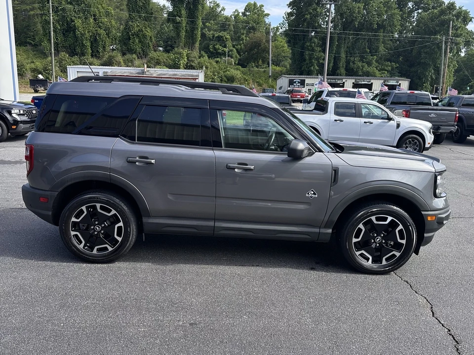 2023 Ford Bronco 6th Gen - Image 5 of 30