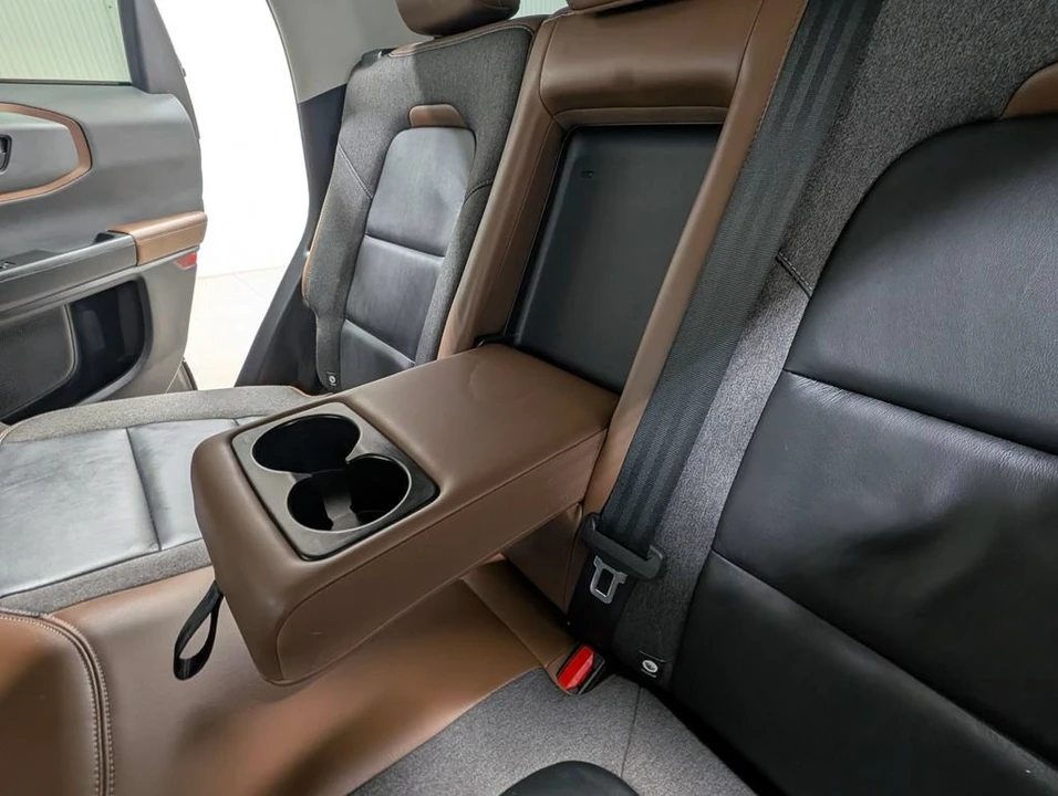 2023 Ford Bronco 6th Gen - Image 15 of 28