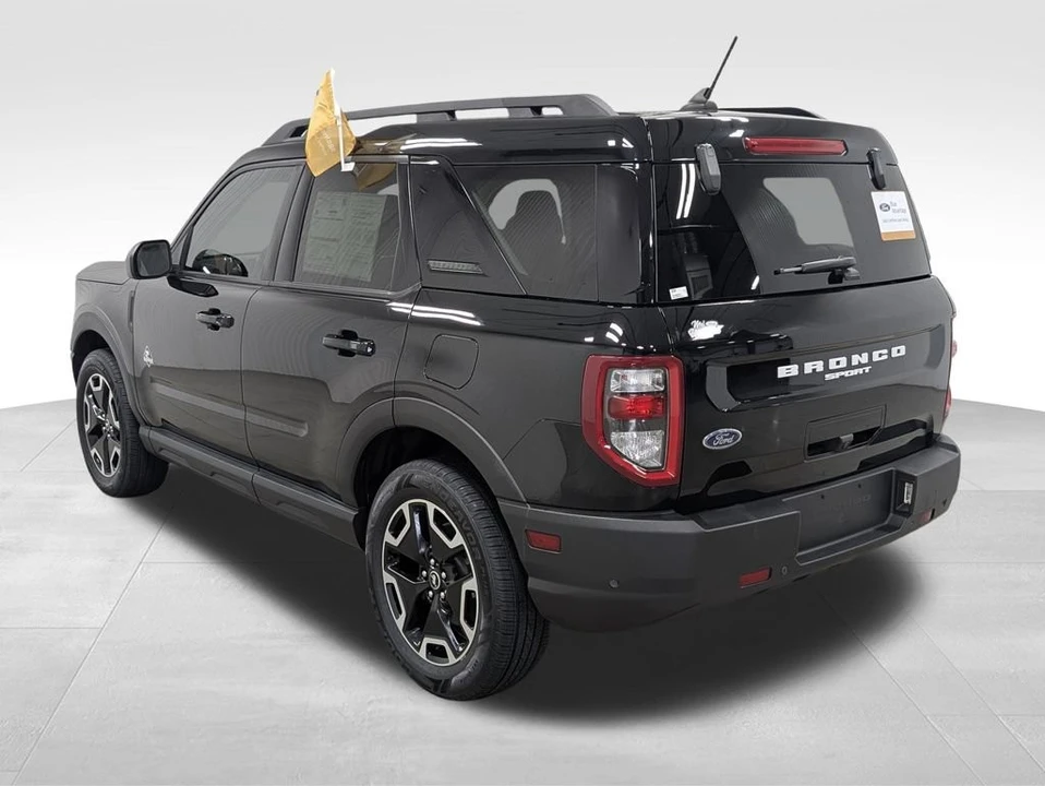 2023 Ford Bronco 6th Gen - Image 21 of 28