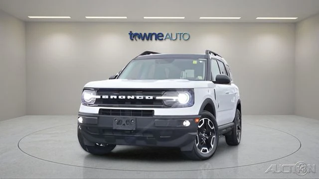 2023 Ford Bronco 6th Gen - Image 5 of 21