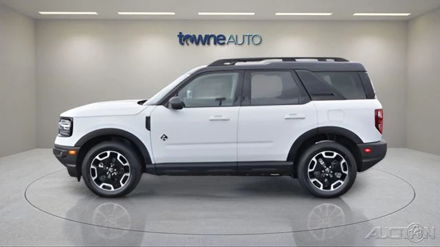 2023 Ford Bronco 6th Gen - Image 2 of 21