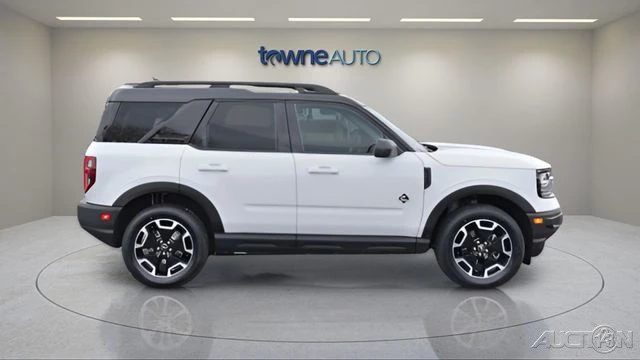 2023 Ford Bronco 6th Gen - Image 7 of 24