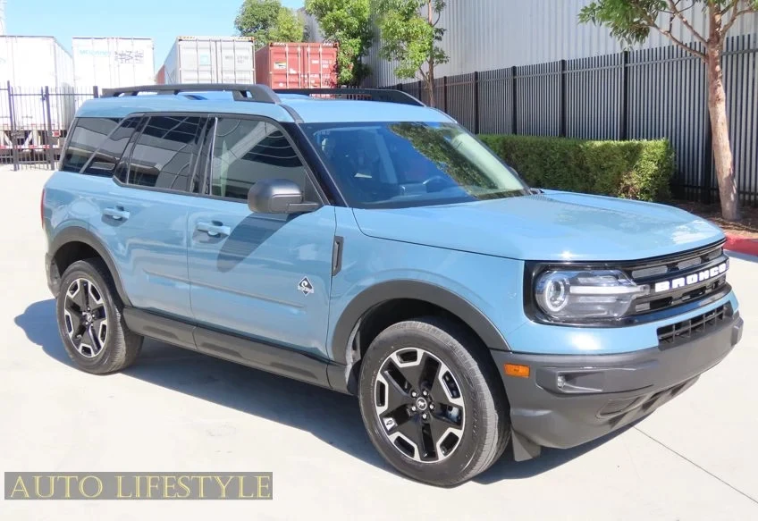 2023 Ford Bronco 6th Gen - Image 2 of 31