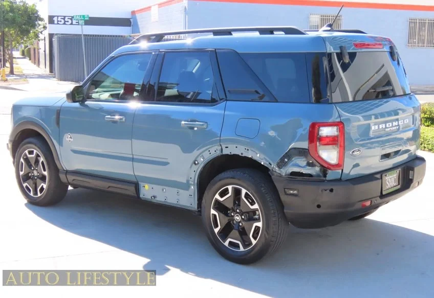 2023 Ford Bronco 6th Gen - Image 7 of 31