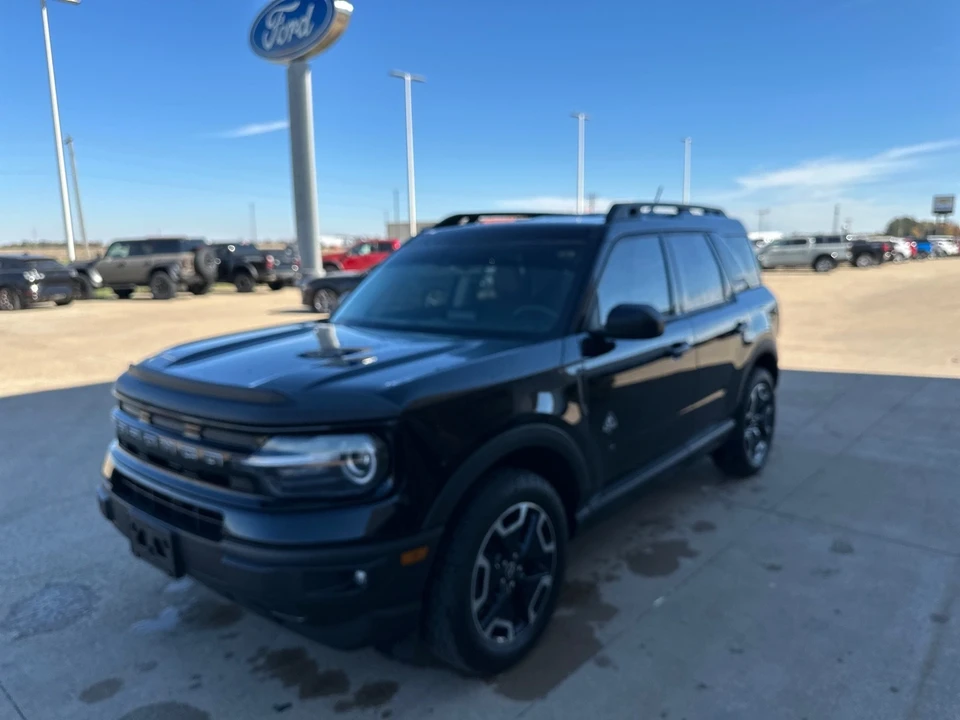 2023 Ford Bronco 6th Gen - Image 5 of 12