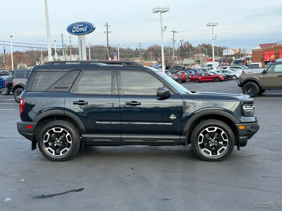 2023 Ford Bronco 6th Gen - Image 2 of 12