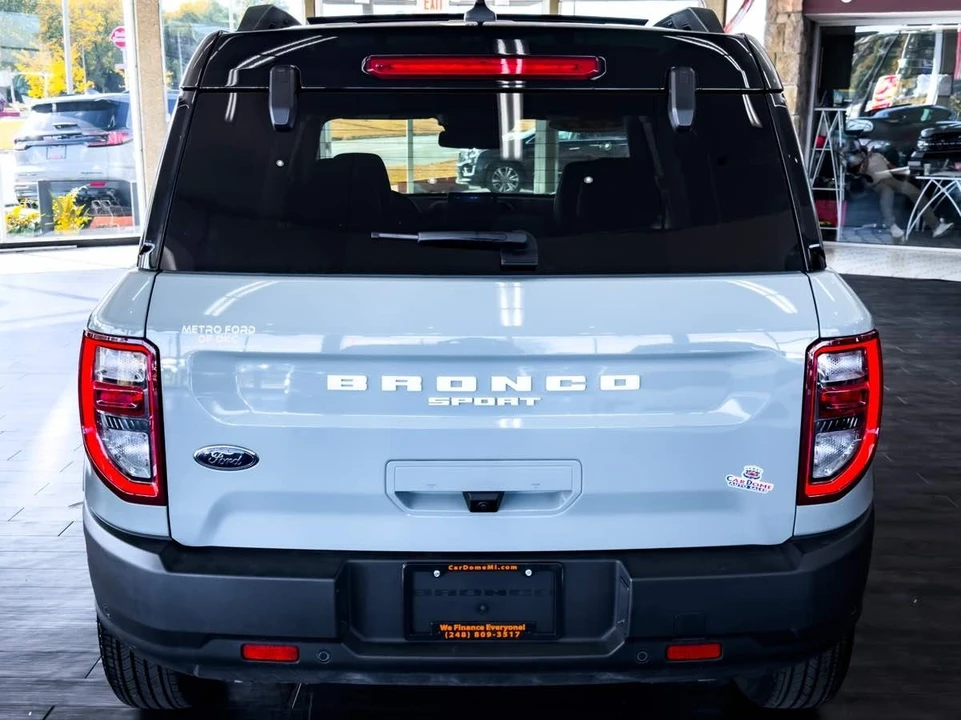 2023 Ford Bronco 6th Gen - Image 14 of 21