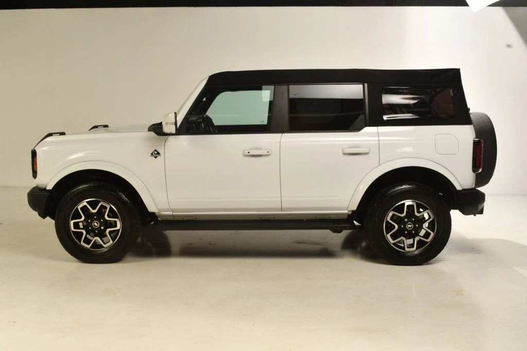 2023 Ford Bronco 6th Gen - Image 4 of 12