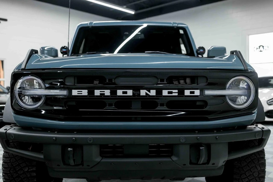 2023 Ford Bronco 6th Gen - Image 15 of 21
