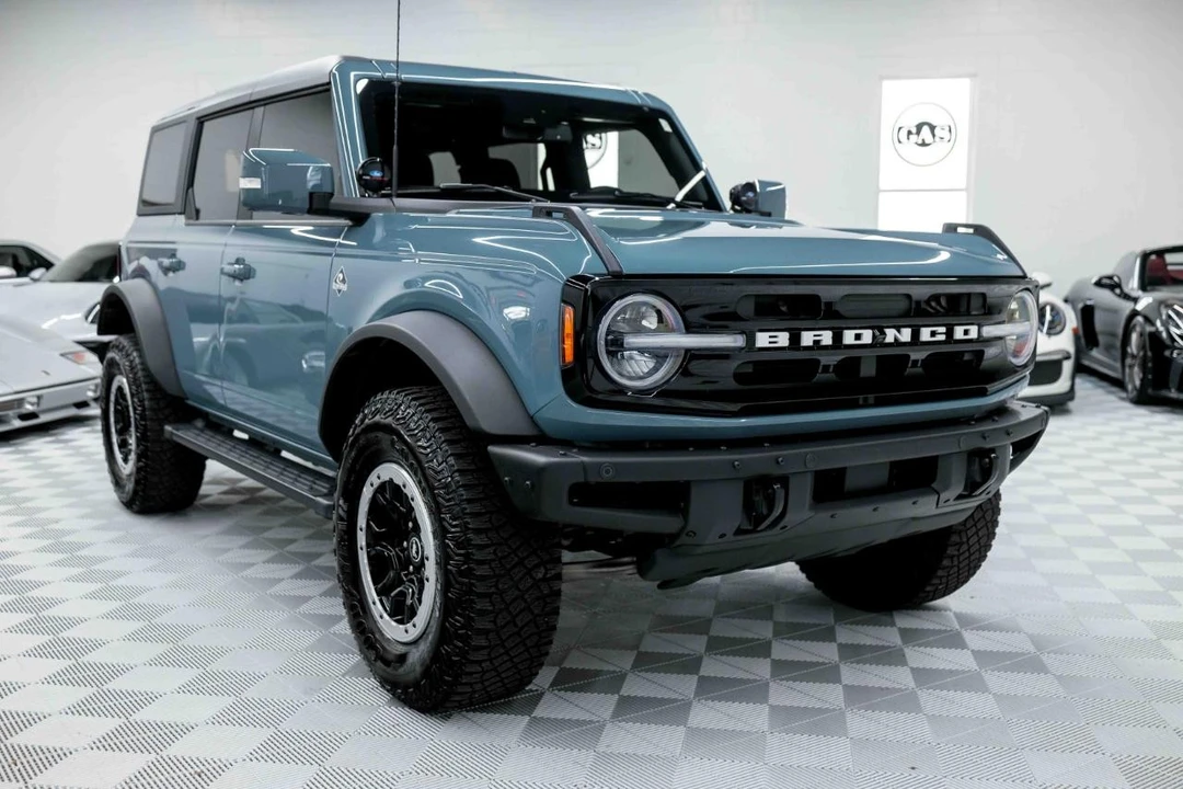 2023 Ford Bronco 6th Gen - Image 5 of 21
