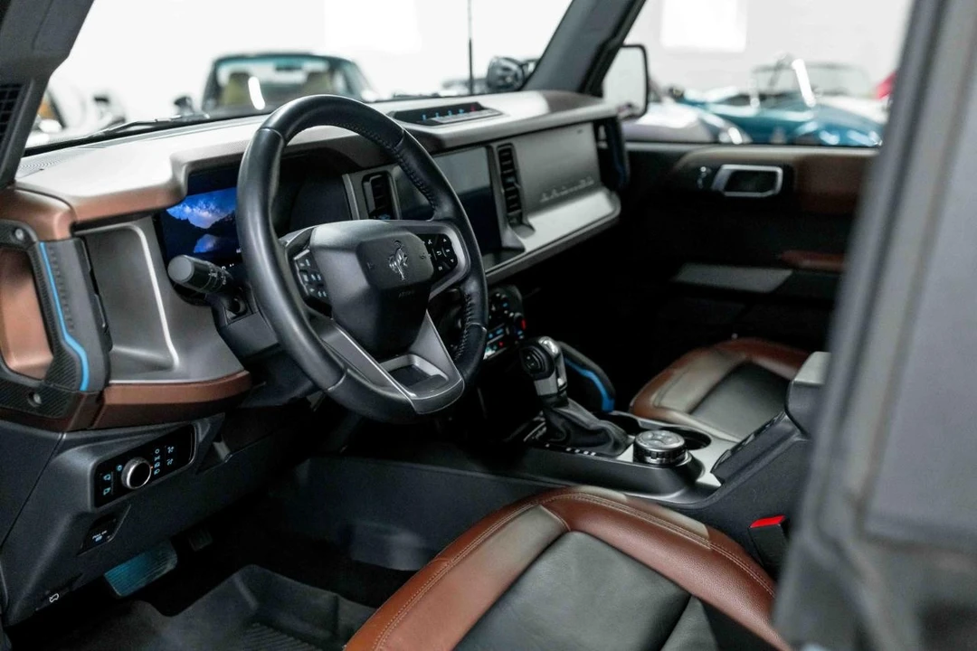 2023 Ford Bronco 6th Gen - Image 2 of 21