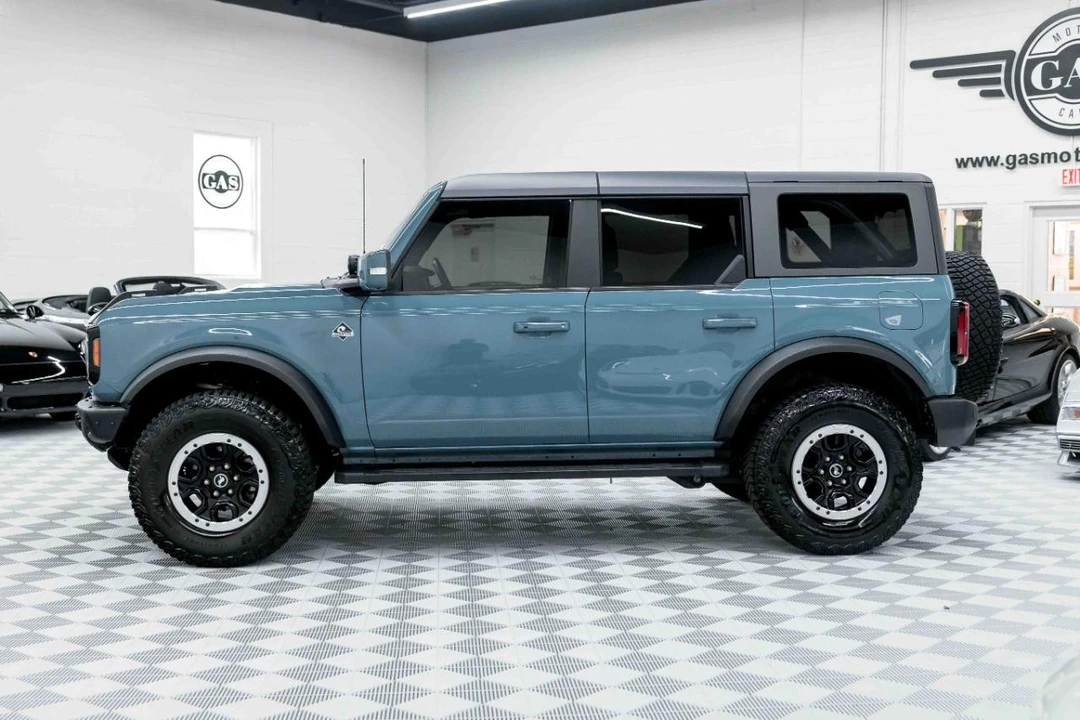 2023 Ford Bronco 6th Gen - Image 10 of 21