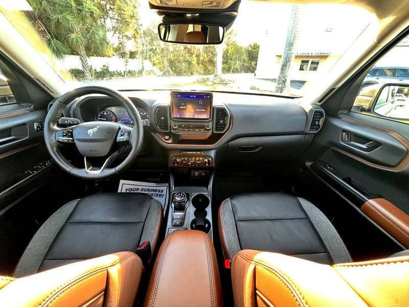 2023 Ford Bronco 6th Gen - Image 19 of 21
