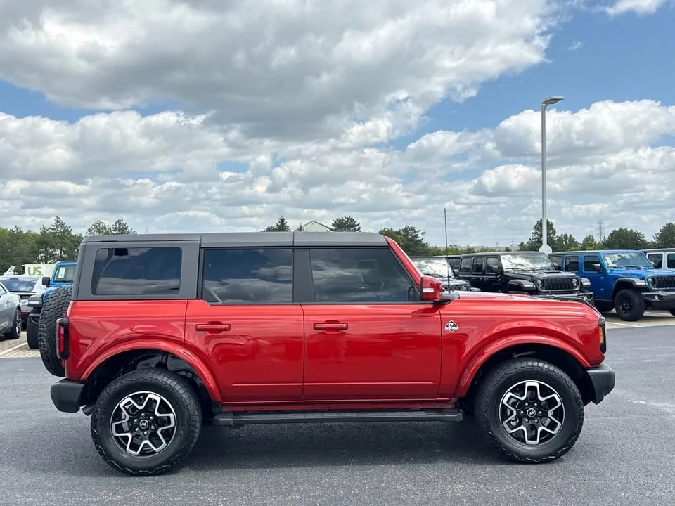 2023 Ford Bronco 6th Gen - Image 2 of 20