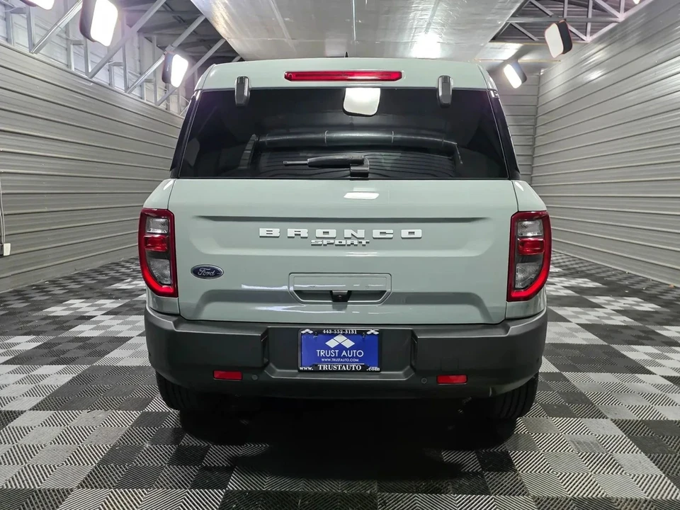 2023 Ford Bronco 6th Gen - Image 6 of 12