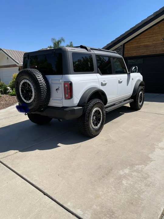 2023 Ford Bronco 6th Gen - Image 14 of 31