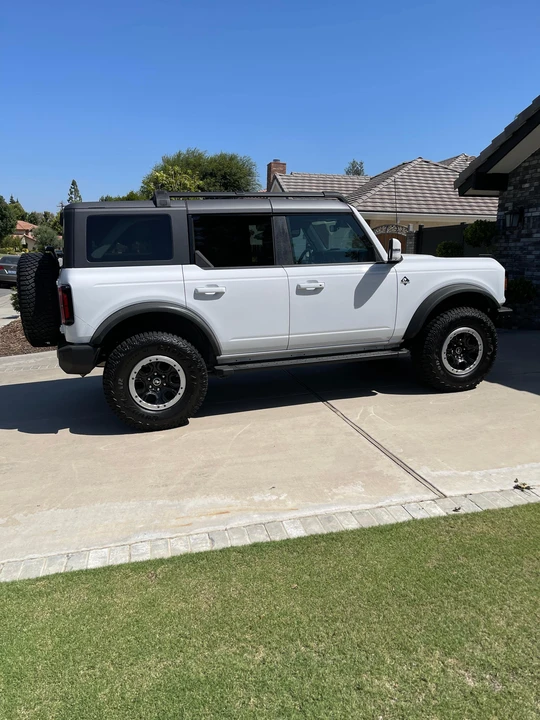 2023 Ford Bronco 6th Gen - Image 15 of 31