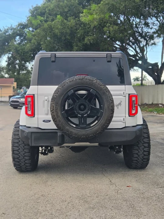 2023 Ford Bronco 6th Gen - Image 6 of 15