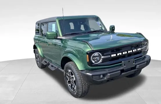 2023 Ford Bronco Outer Banks 4x4