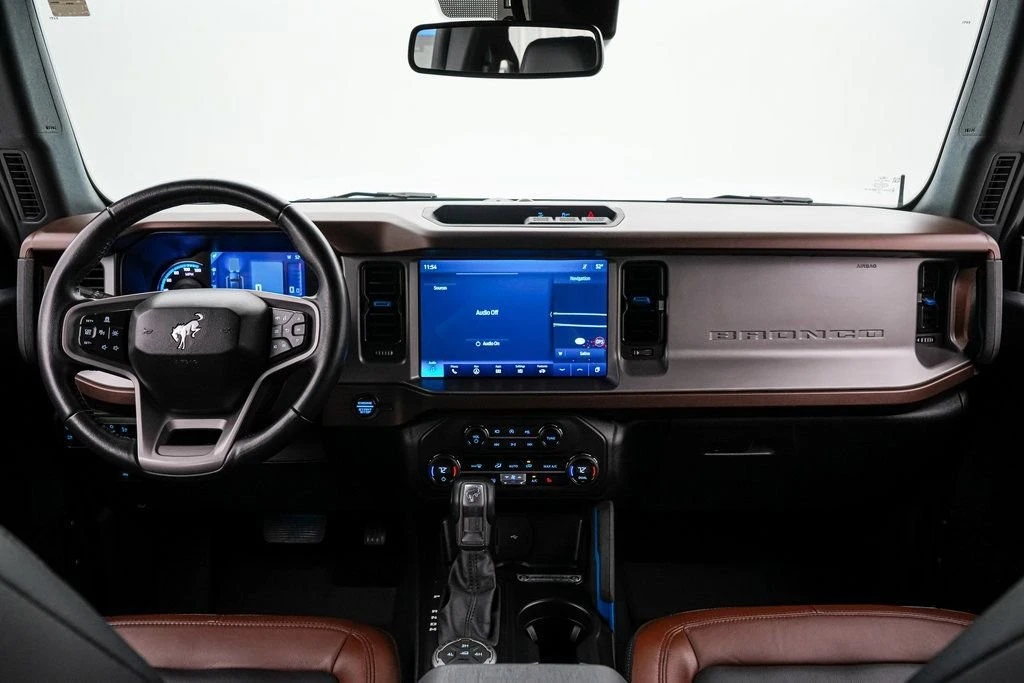 2023 Ford Bronco 6th Gen - Image 16 of 21