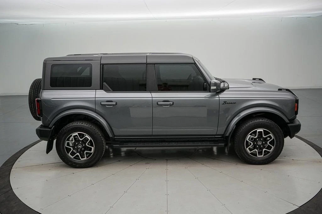 2023 Ford Bronco 6th Gen - Image 4 of 21
