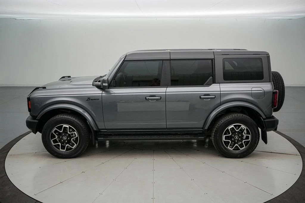 2023 Ford Bronco 6th Gen - Image 8 of 21