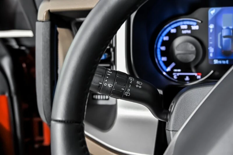 2023 Ford Bronco 6th Gen - Image 23 of 31