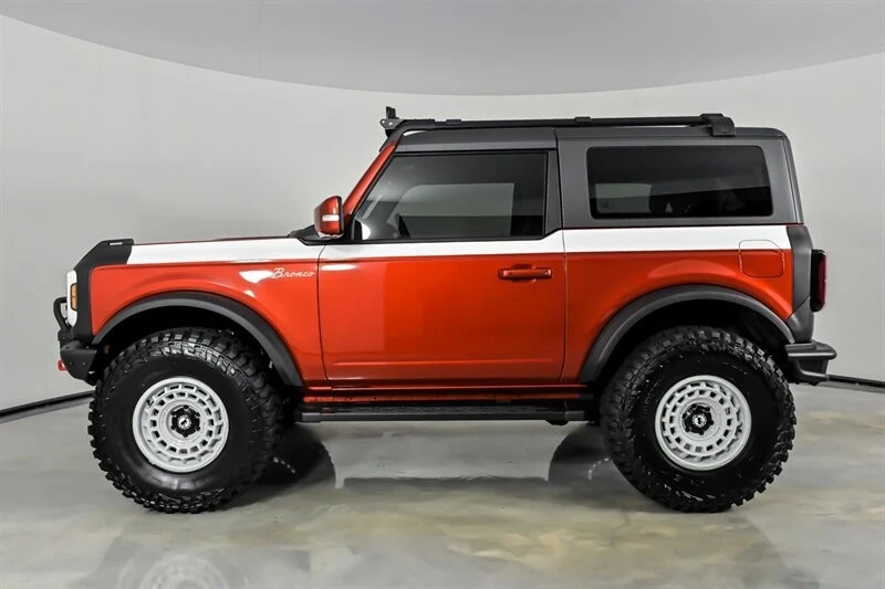 2023 Ford Bronco 6th Gen - Image 7 of 31
