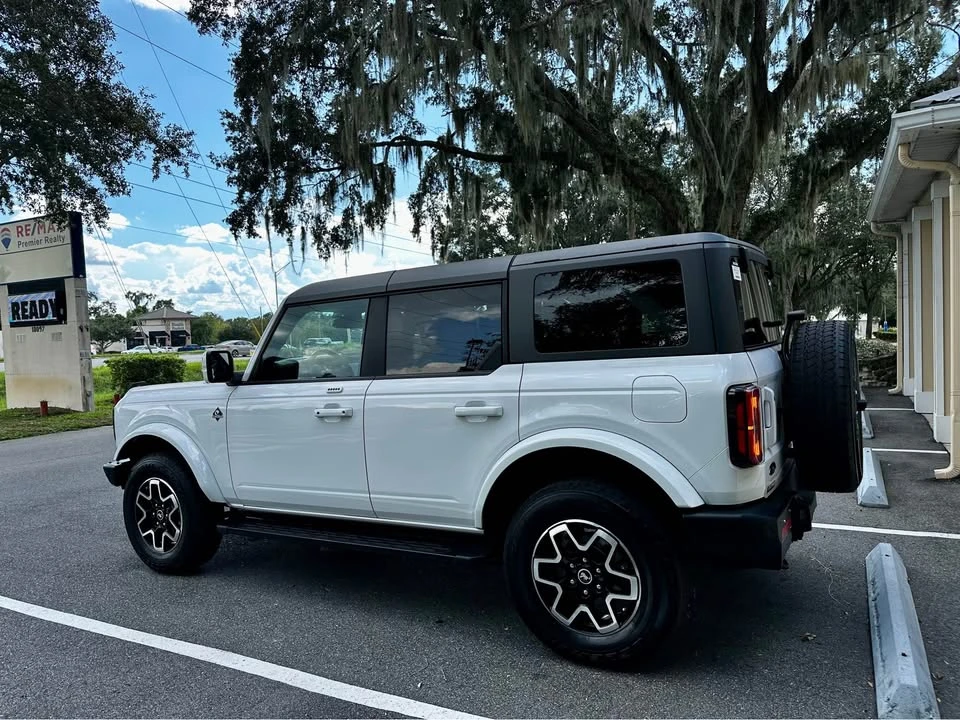 2023 Ford Bronco 6th Gen - Image 8 of 17