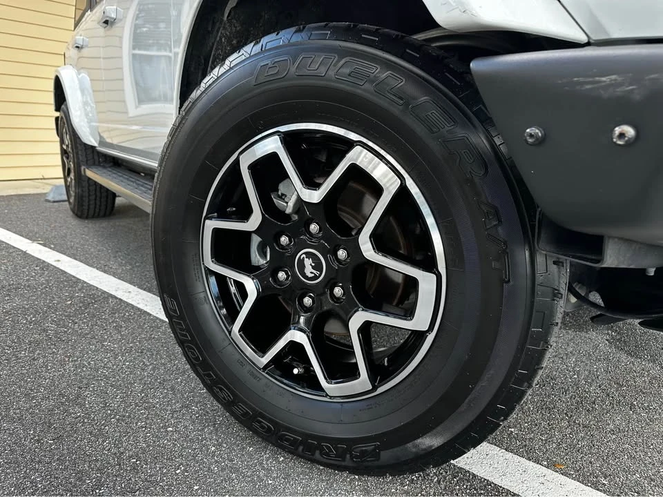 2023 Ford Bronco 6th Gen - Image 3 of 17
