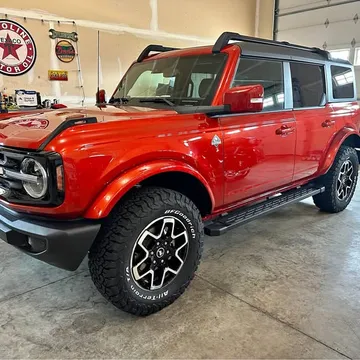 2023 Ford Bronco Outer Banks - High Package