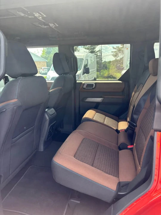 2023 Ford Bronco 6th Gen - Image 14 of 15