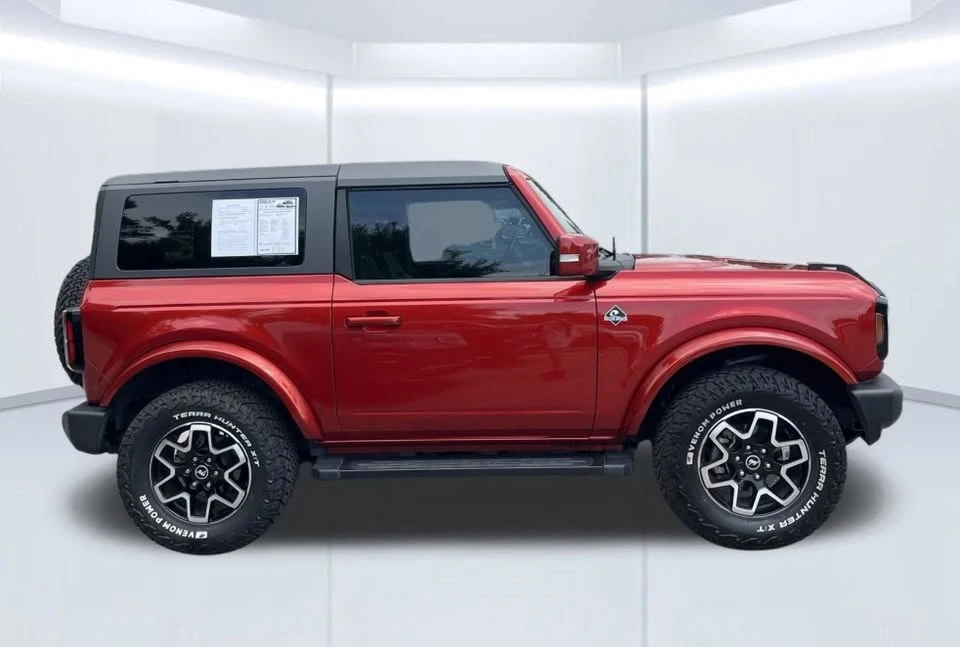 2023 Ford Bronco 6th Gen - Image 4 of 16