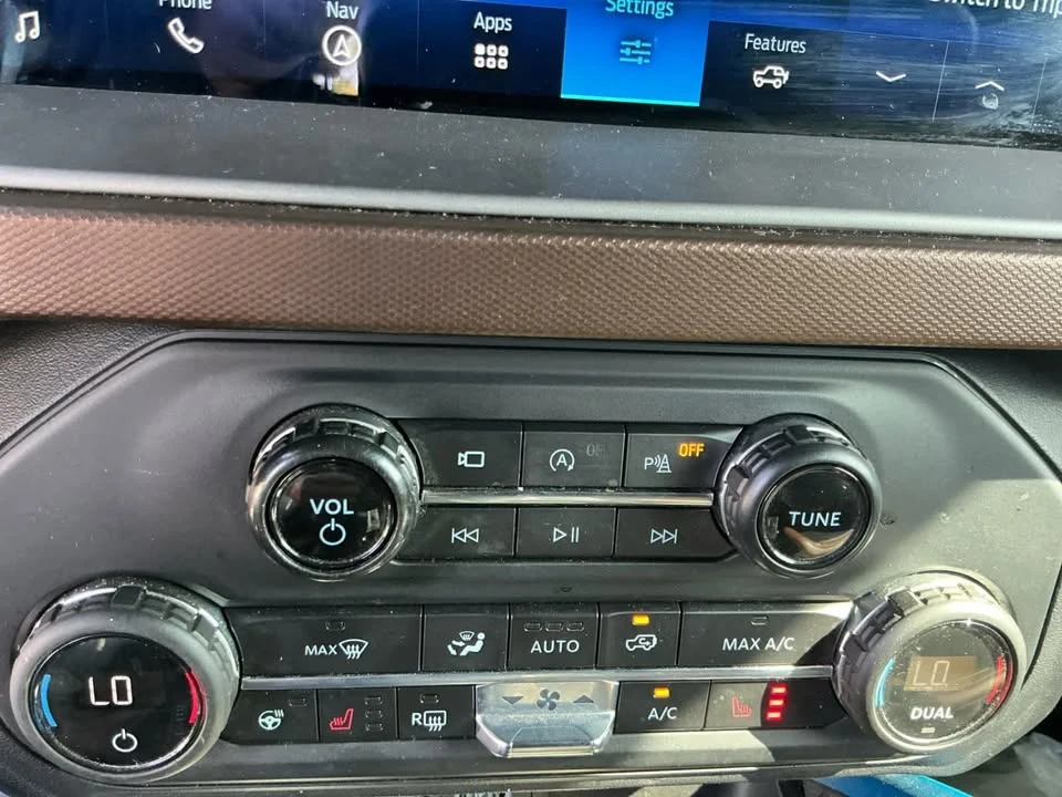 2023 Ford Bronco 6th Gen - Image 17 of 19