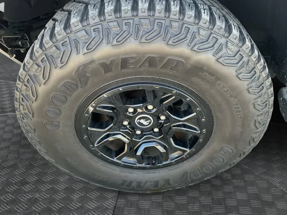 2023 Ford Bronco 6th Gen - Image 13 of 19