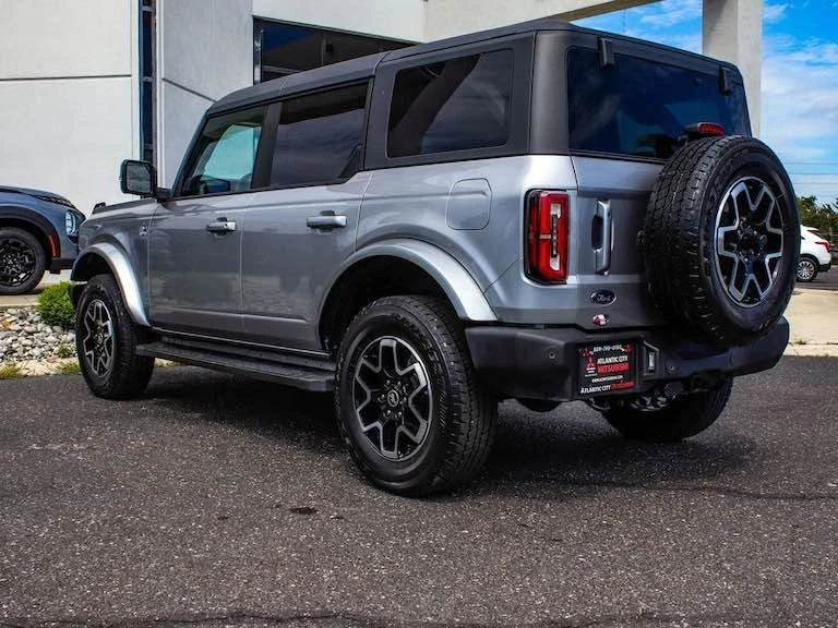 2023 Ford Bronco 6th Gen - Image 2 of 16