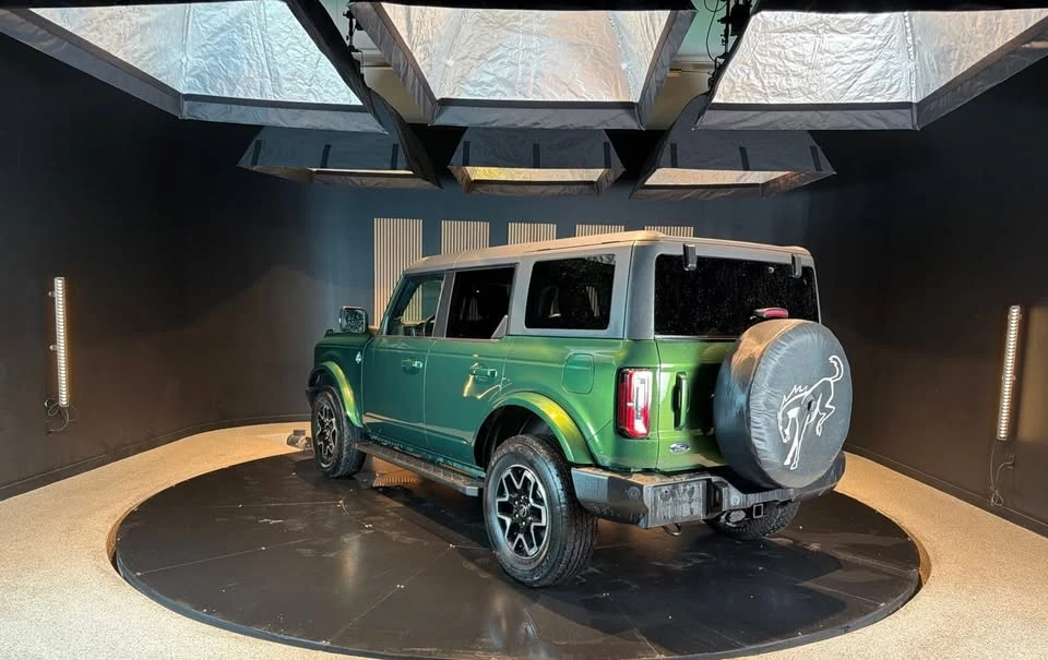 2023 Ford Bronco 6th Gen - Image 3 of 11