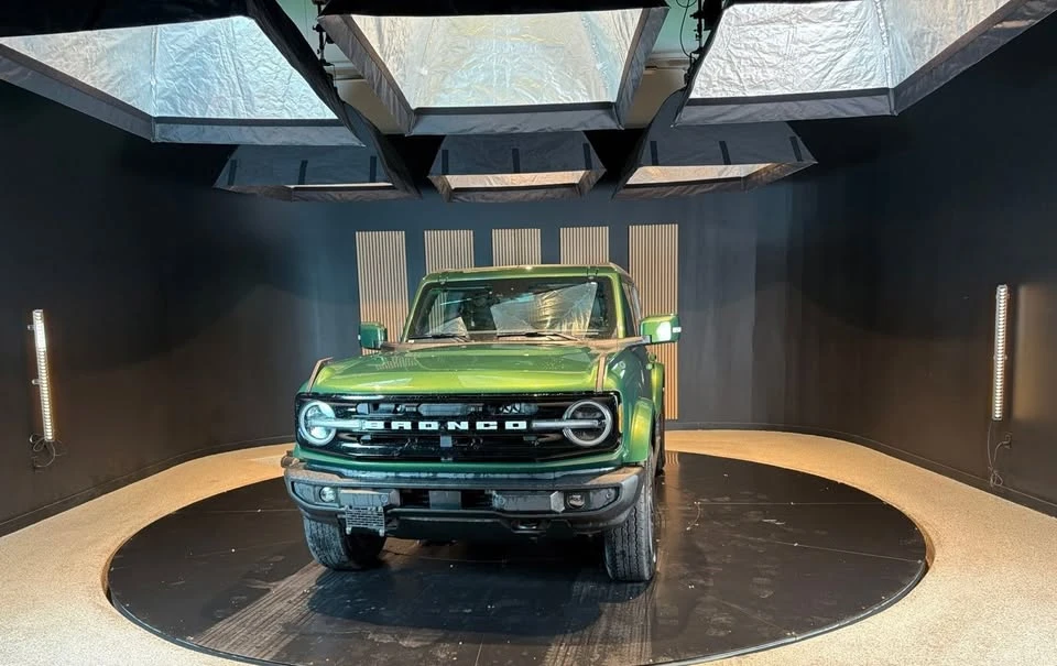 2023 Ford Bronco 6th Gen - Image 8 of 11
