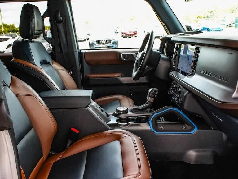 2023 Ford Bronco 6th Gen - Image 13 of 16
