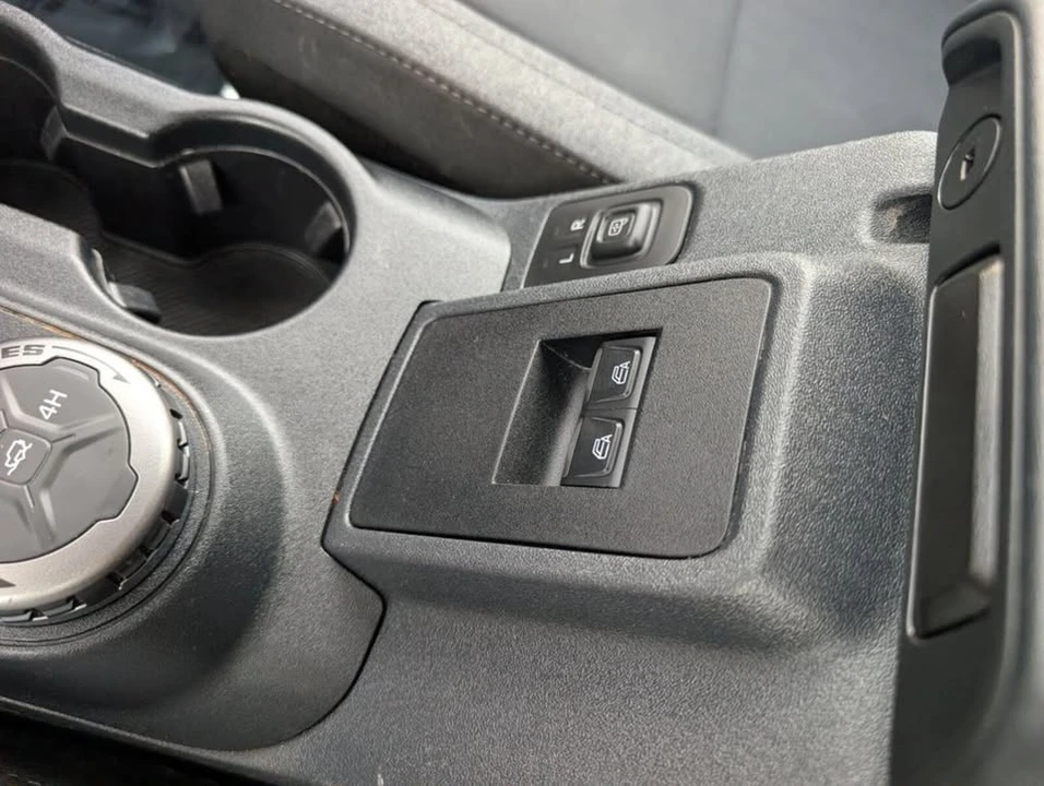 2023 Ford Bronco 6th Gen - Image 18 of 20