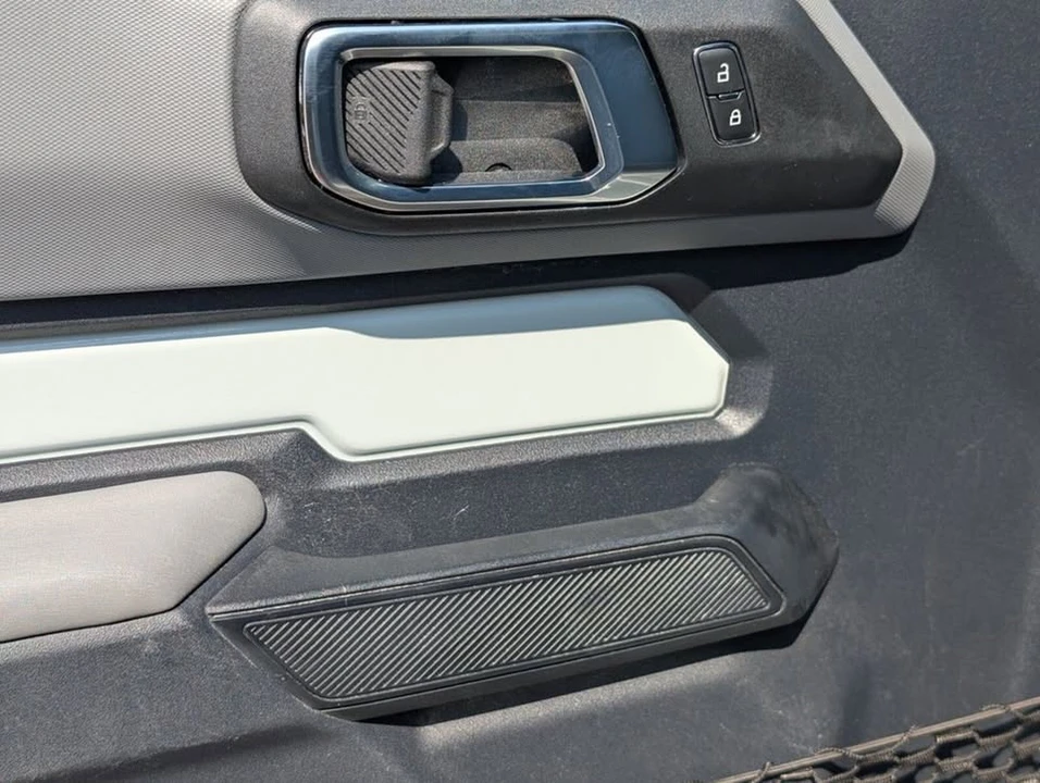 2023 Ford Bronco 6th Gen - Image 14 of 20